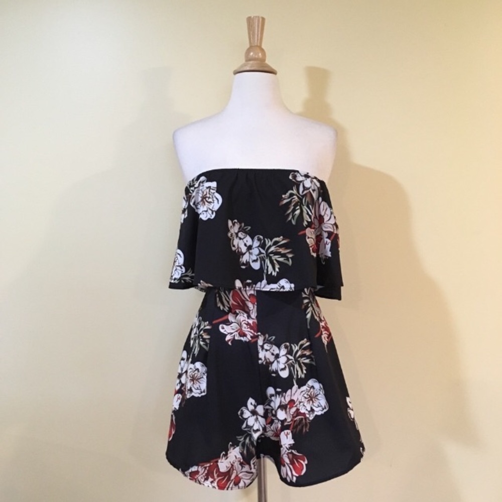 Floral Off Shoulder Overlay Romper - Picture 3 of 6